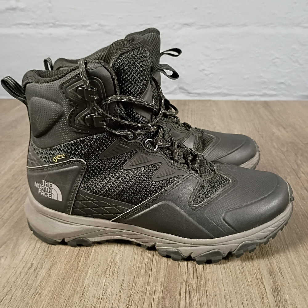 North Face Ultra XC GTX Size 7 Like New
